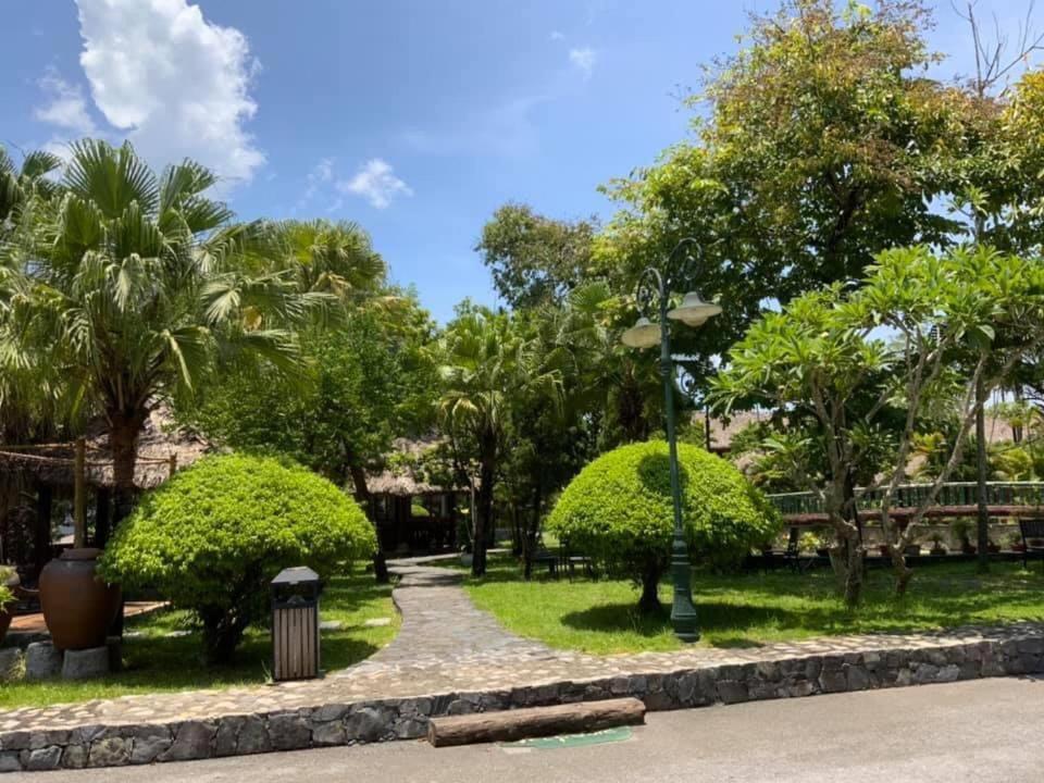 Hoa Binh Hotel Esterno foto