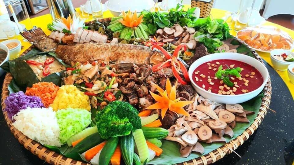 Hoa Binh Hotel Esterno foto