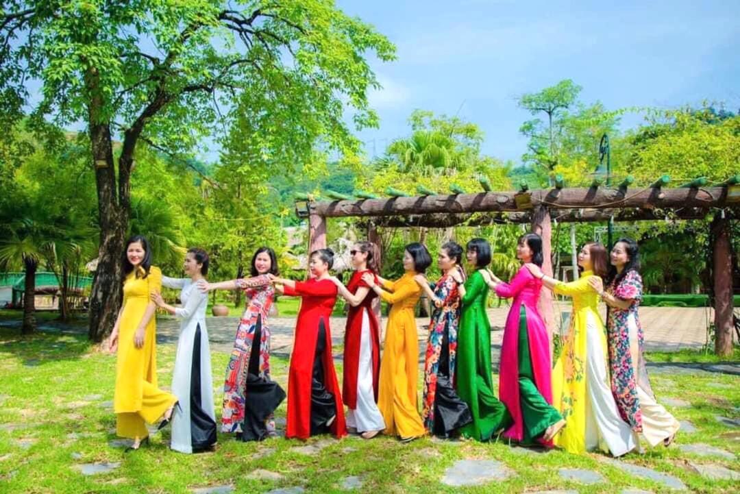 Hoa Binh Hotel Esterno foto